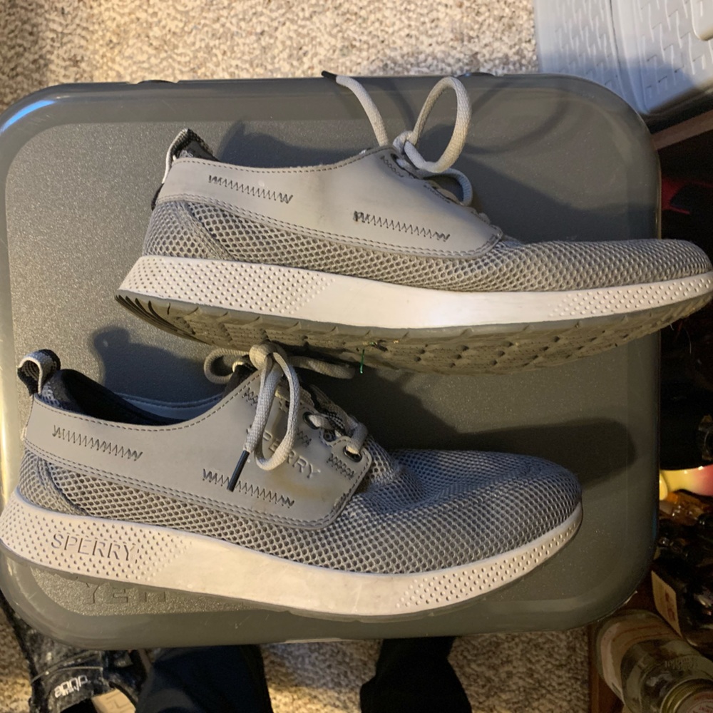 Sperry Sneakers